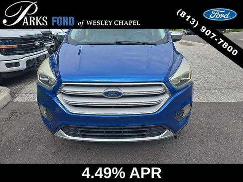 Used 2017 Ford Escape SE w/ SE Leather Comfort Package FWD image 1