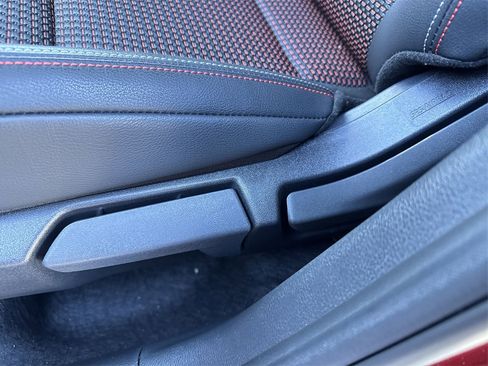 New 2025 Nissan Kicks SR image 18