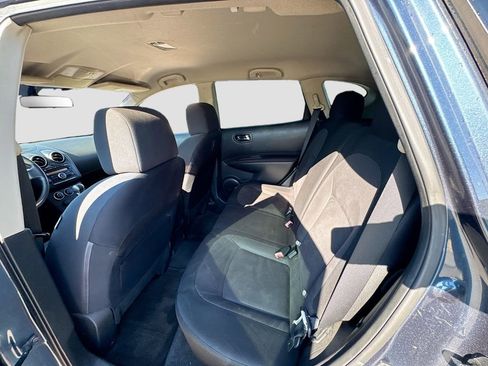 Used 2013 Nissan Rogue S image 27