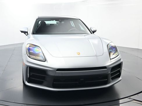 Used 2024 Porsche Panamera 4 image 18