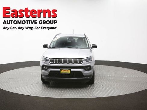 Used 2022 Jeep Compass Latitude w/ Convenience Group AWD/4WD image 52
