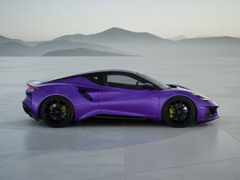 Used 2026 Lotus Emira image 4