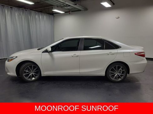Used 2015 Toyota Camry XSE image 5