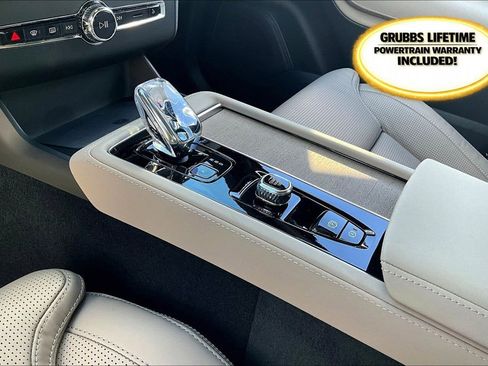 New 2026 Volvo XC90 B6 Ultra w/ Protection Package Premier image 31