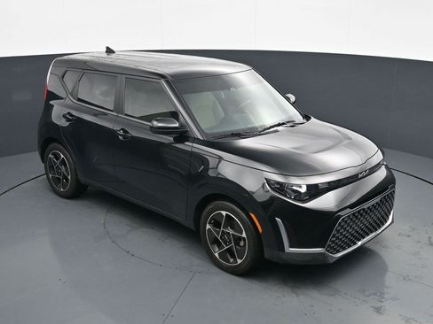 Used 2024 Kia Soul EX FWD image 10