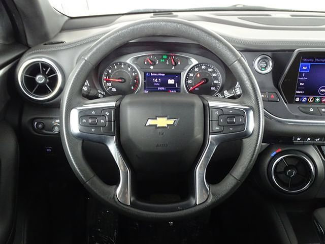 Used 2022 Chevrolet Blazer LT FWD image 22