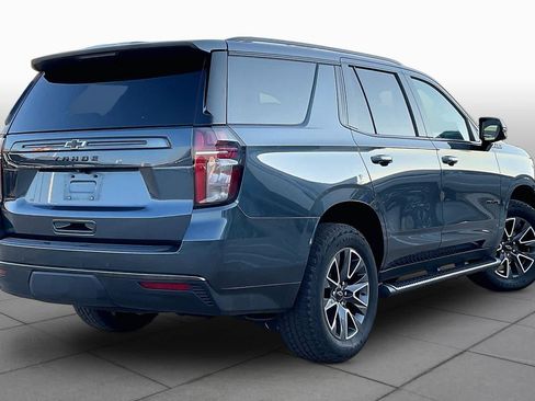 Used 2021 Chevrolet Tahoe Z71 w/ Z71 Signature Package AWD/4WD image 14