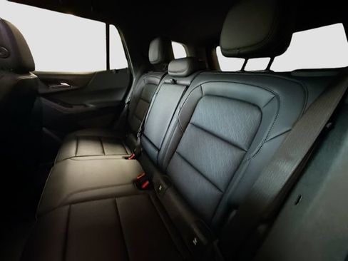 New 2026 Chevrolet Equinox LT w/ Convenience Package II FWD image 25