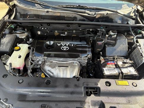 Used 2010 Toyota RAV4 2WD image 29