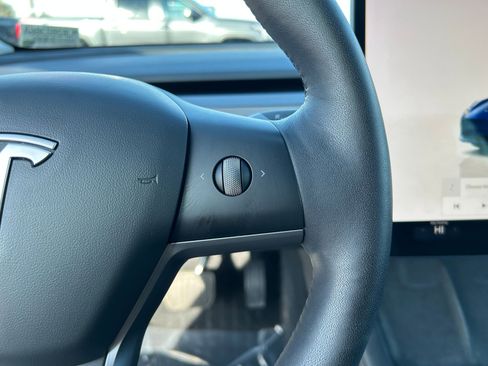 Used 2022 Tesla Model 3 Long Range image 13