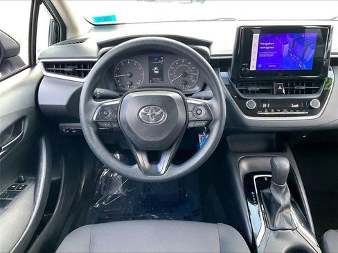 Used 2023 Toyota Corolla LE image 16