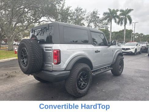 Used 2022 Ford Bronco Black Diamond image 6