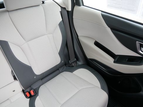 Used 2023 Subaru Forester Premium AWD/4WD image 14