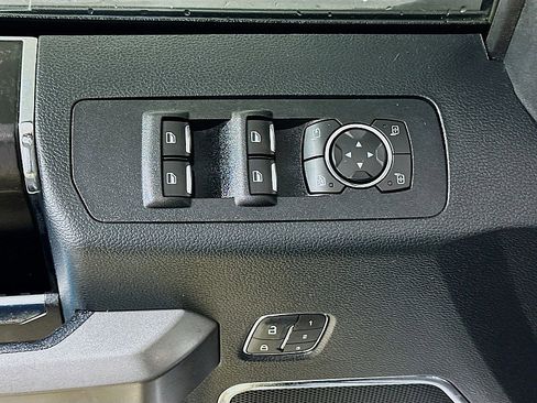 Used 2019 Ford F150 Platinum w/ Equipment Group 701A Luxury image 20