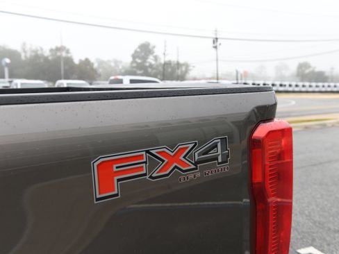 Used 2023 Ford F250 XL w/ XL Off-Road Package image 15