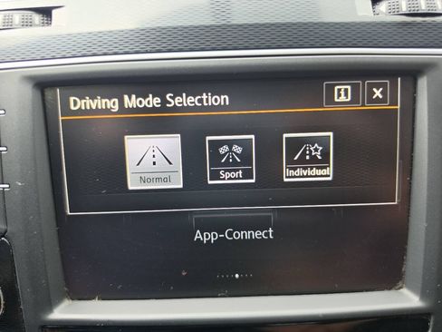 Used 2016 Volkswagen GTI S FWD image 20