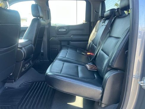 Used 2021 Chevrolet Silverado 1500 LT w/ Safety Package AWD/4WD image 13