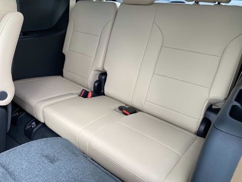 New 2026 Buick Enclave Preferred w/ Power Package AWD/4WD image 8