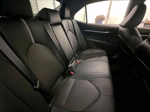 Used 2019 Toyota Camry XSE image 27