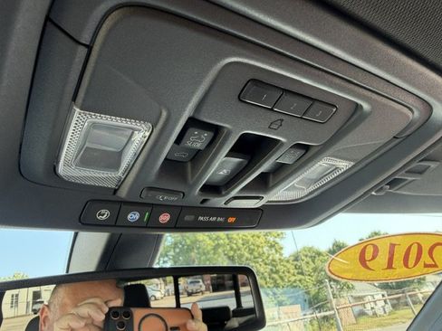 Used 2019 GMC Sierra 1500 AT4 w/ AT4 Premium Package AWD/4WD image 12