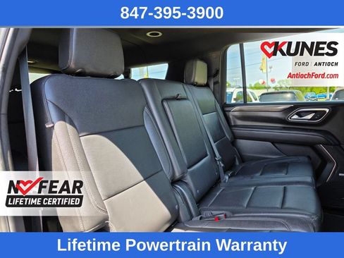 Used 2023 Chevrolet Suburban LT AWD/4WD image 32