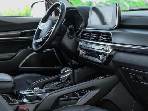 Used 2022 Kia Telluride S AWD/4WD image 25