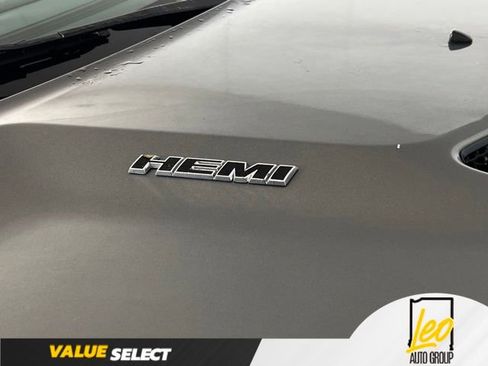 Used 2012 Dodge Challenger R/T RWD image 10