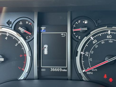 Used 2024 Toyota 4Runner TRD Off-Road Premium w/ Moonroof Package AWD/4WD image 14