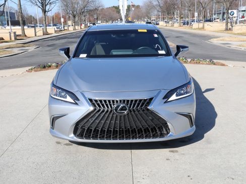 Used 2024 Lexus ES 350 350 image 3