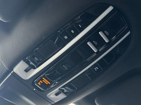 Used 2019 Porsche Panamera image 62