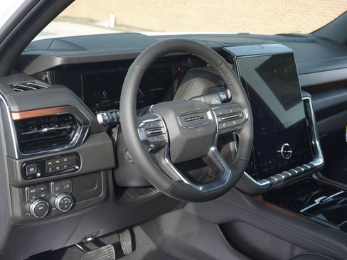 New 2026 GMC Yukon XL Denali w/ Sun & Power Step Package image 24