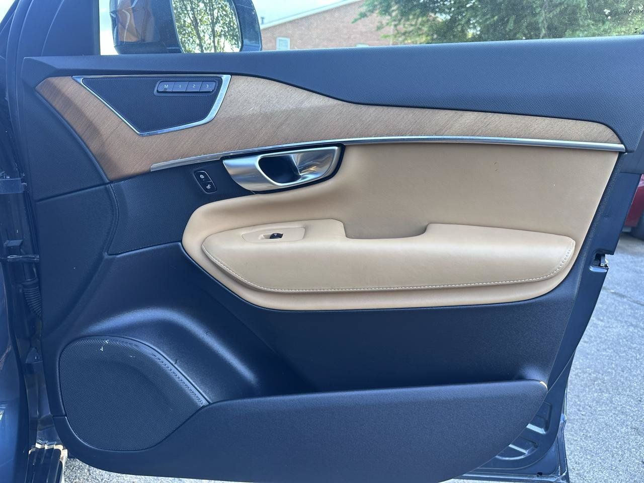 Used 2018 Volvo XC90 T6 Inscription w/ Luxury Package AWD/4WD image 36