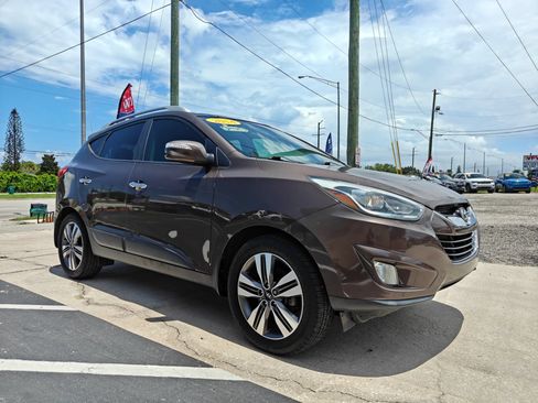 Used 2014 Hyundai Tucson Limited w/ Technology Package 02 FWD image 3