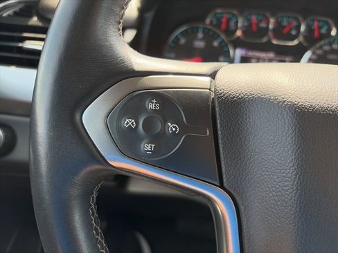 Used 2016 Chevrolet Suburban LS image 15