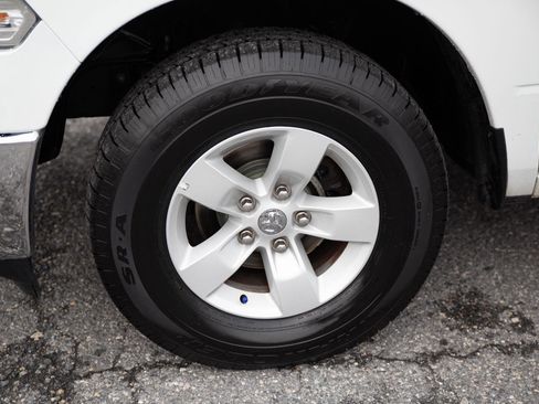 Used 2023 RAM 1500 Classic SLT w/ Trailer & Traction Group image 11