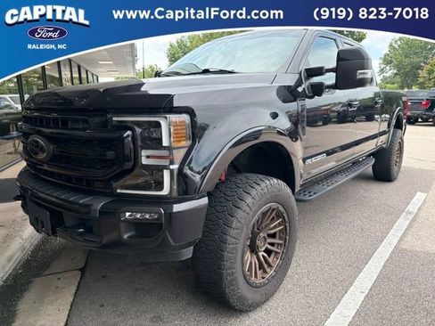 Used 2022 Ford F350 Lariat w/ Tremor Off-Road Package AWD/4WD image 18