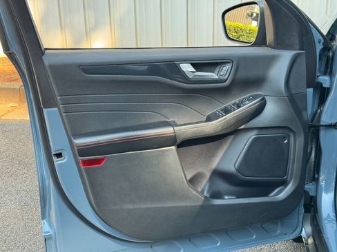 Used 2023 Ford Escape ST-Line w/ Tech Pack #1 FWD image 38