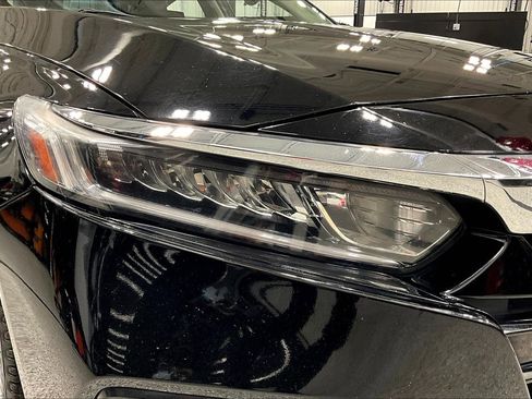 Used 2018 Honda Accord EX-L image 32