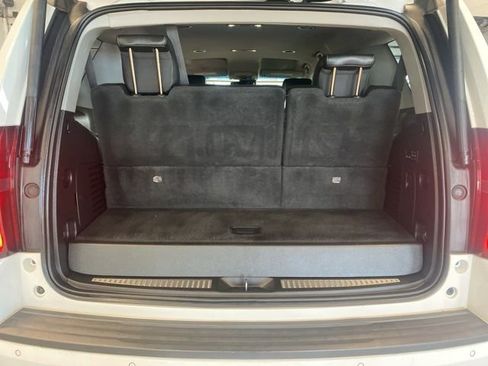 Certified 2019 Chevrolet Tahoe LT w/ Luxury Package RWD image 8