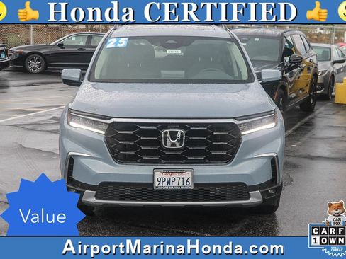 Used 2025 Honda Pilot Touring image 4