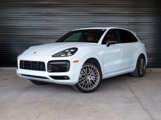 Certified 2023 Porsche Cayenne Platinum Edition AWD/4WD video 1