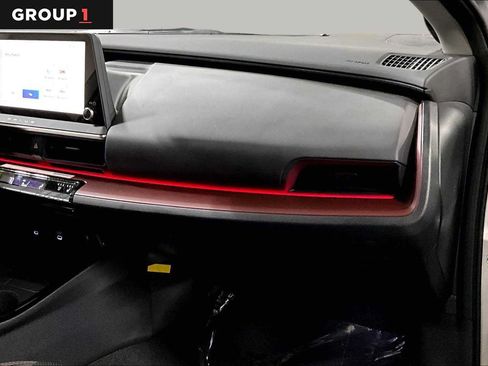 Certified 2025 Toyota Prius Plug-In Hybrid w/ Limited Premium Package FWD image 19