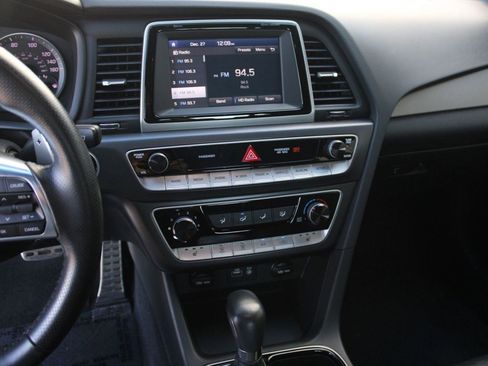 Used 2018 Hyundai Sonata Sport w/ Cargo Package image 21