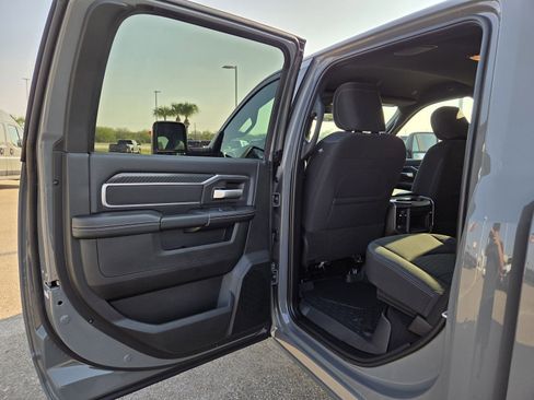 New 2026 RAM 2500 Lone Star AWD/4WD image 15