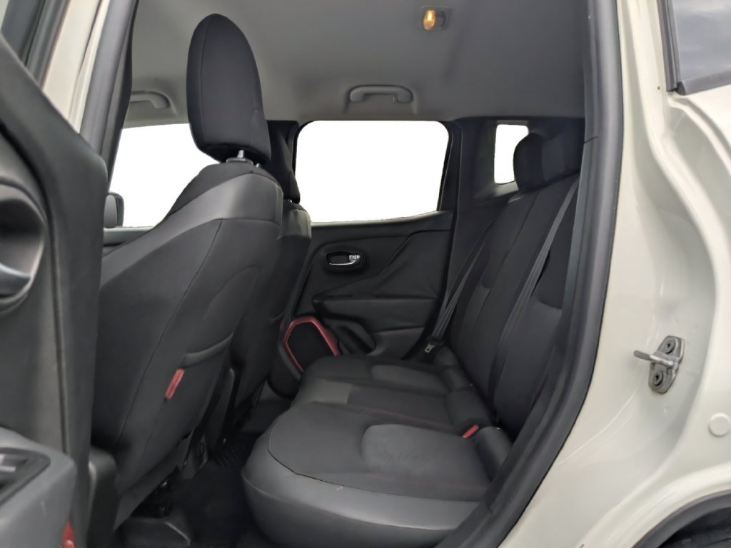 Used 2017 Jeep Renegade Trailhawk w/ Safety & Security Group AWD/4WD image 14