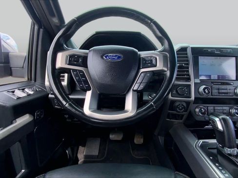 Used 2019 Ford F150 Platinum w/ Trailer Tow Package AWD/4WD image 6