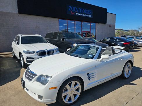 Used 2006 Chrysler Crossfire Limited RWD image 12