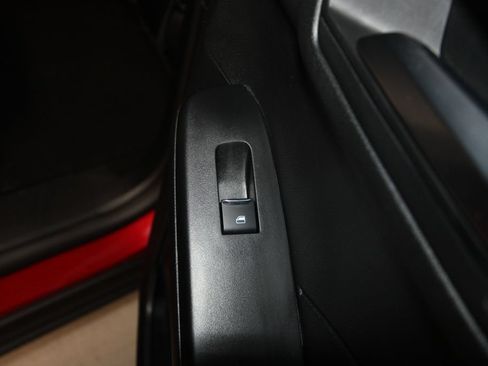 Used 2025 Ford Escape SE w/ Class II Trailer Tow Package FWD image 26