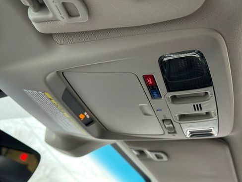 Used 2018 Subaru Outback 2.5i Limited image 26