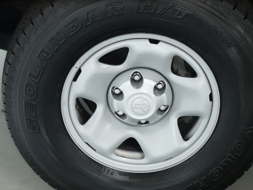 Certified 2023 Toyota Tacoma SR AWD/4WD image 35